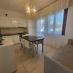 Equilio Family Apartment *